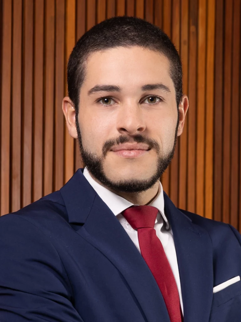 Rafael Guardia Insaurralde, advogado PLKC Advogados